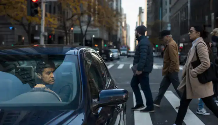 New York legislation seeks to ban the use of Google Glass among drivers